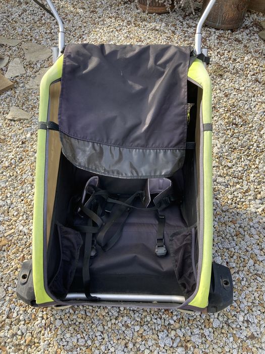 Sprzedam przyczepke Thule Chariot XT na czesci.