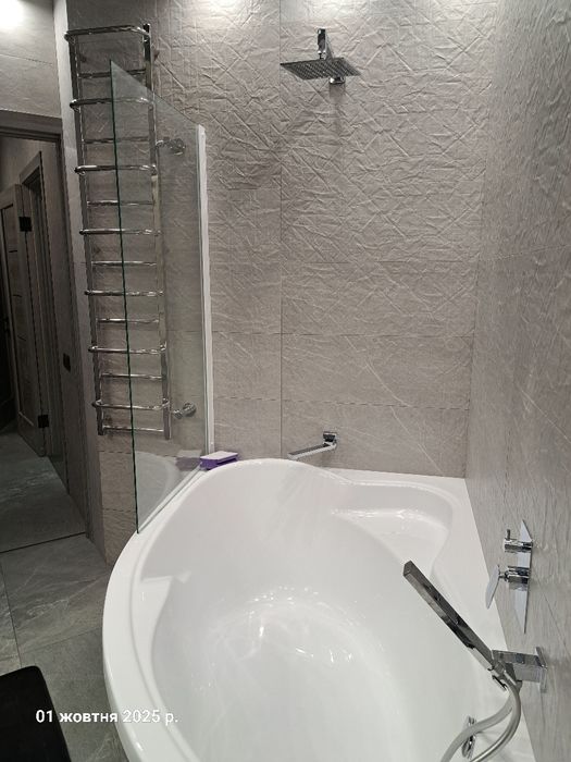 VIP квартира подобово. Яровиця