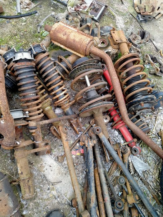 Стойка поворотный кулак,тормозной диск ,супорт ваз,опель, б3 б5 таврия