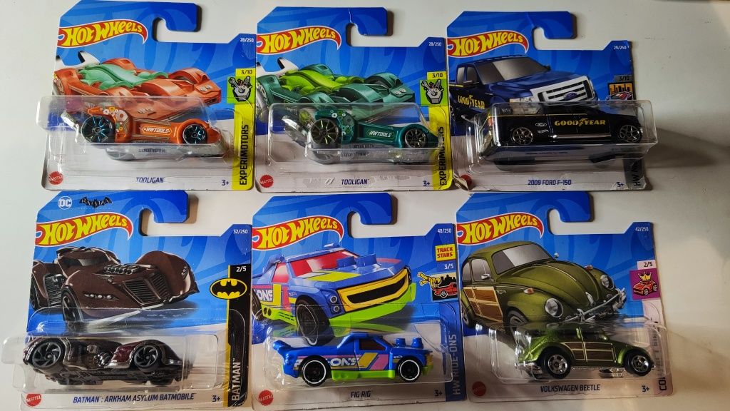 Miniaturas hot wheels 2022