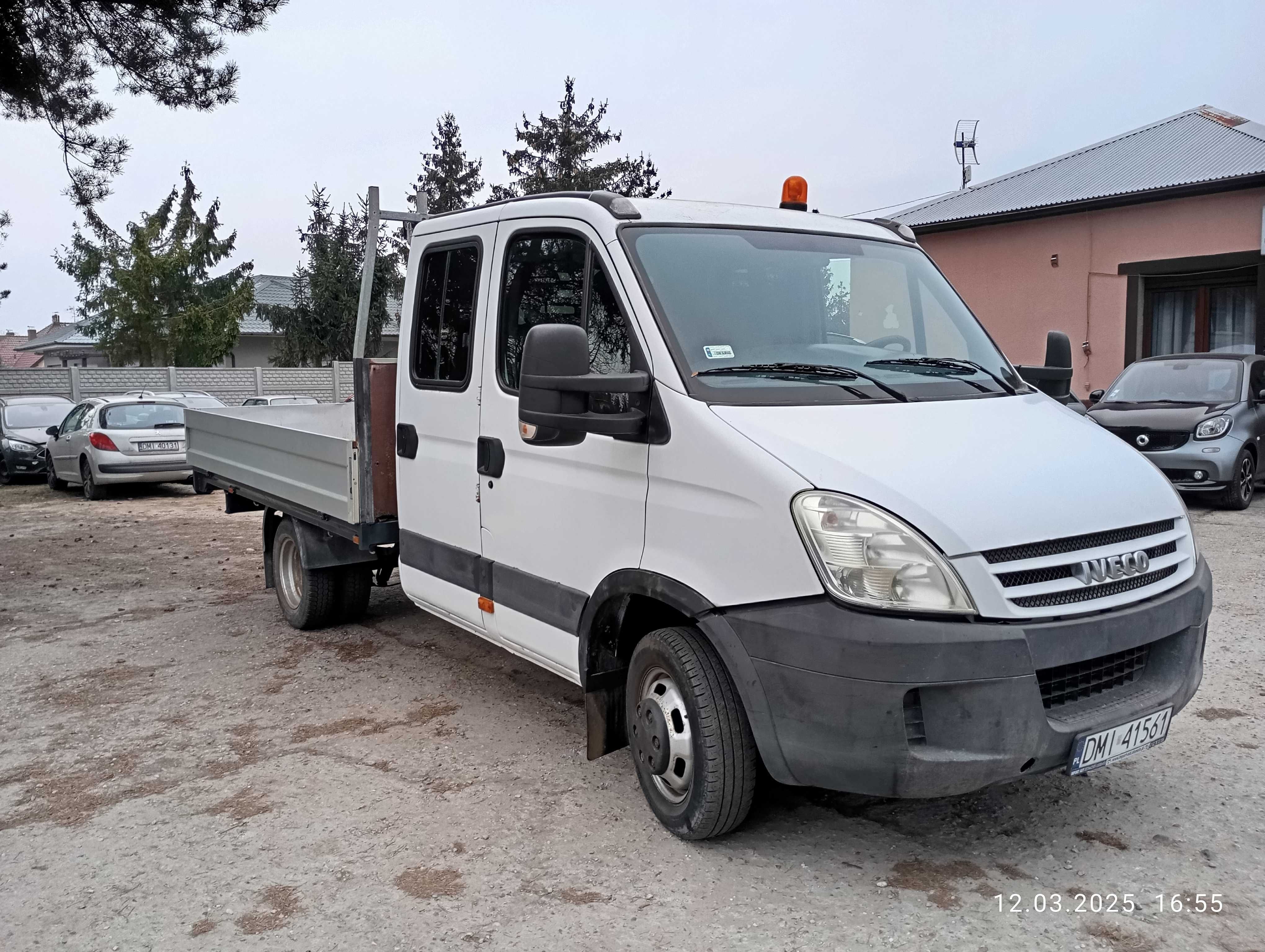 Sprzedam IVECO DAILY 3.0 skrzynia 2007rok brygadowa doka 7 osob  hak