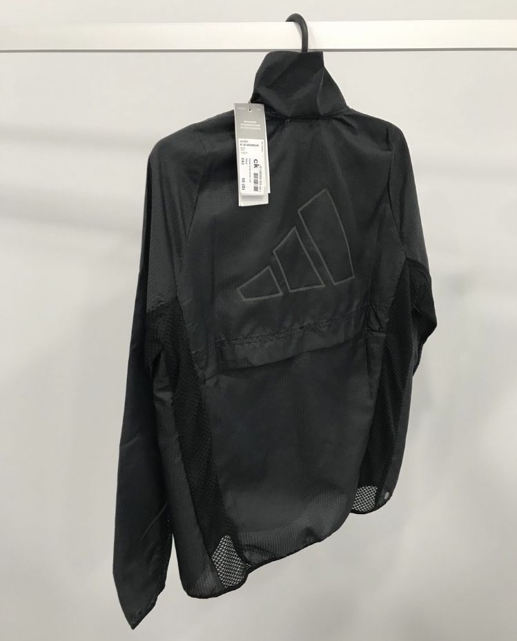 Куртка Adidas original (s-m)