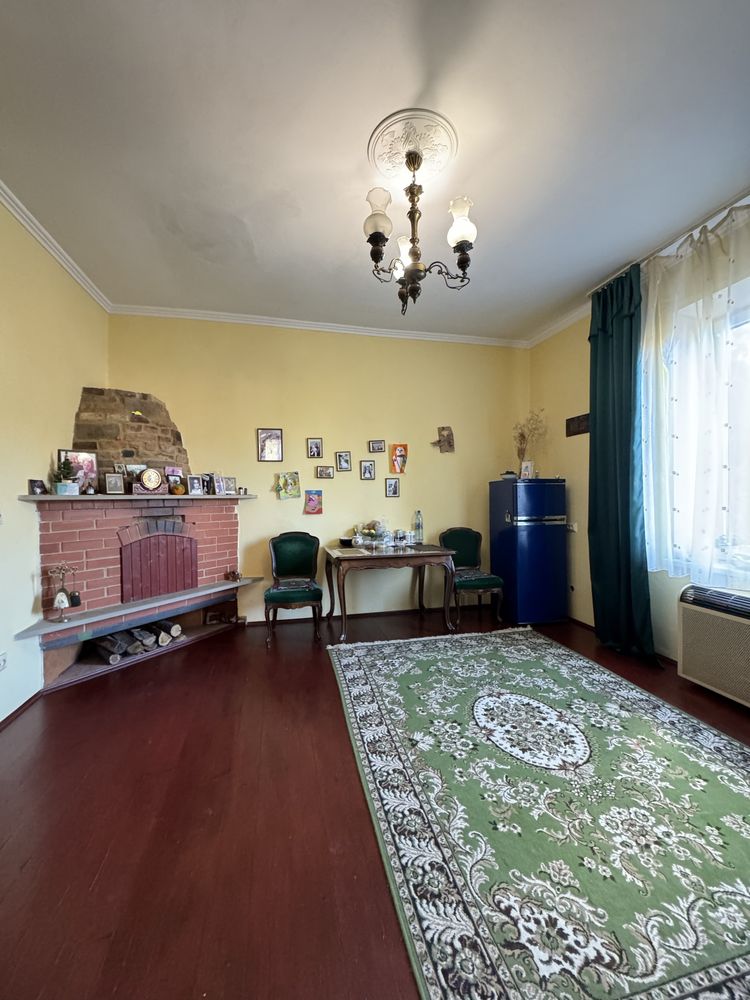Продаж 2кім квартири з каміном м.Теребовля