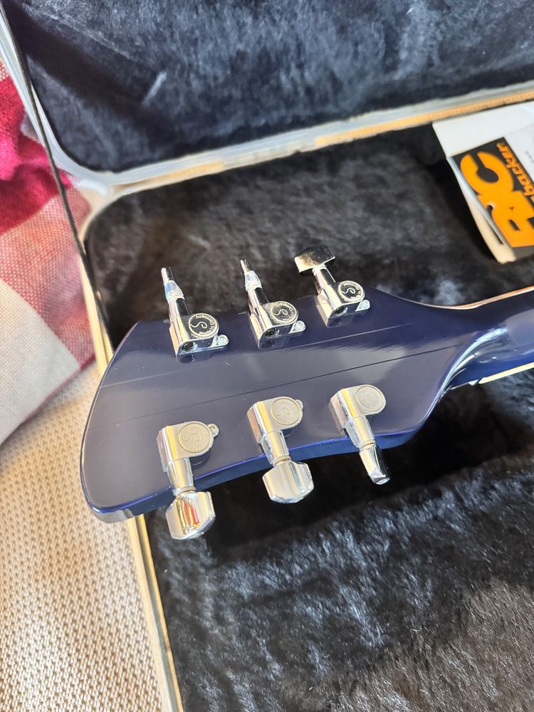 Rickenbacker 360 Midnight Blue