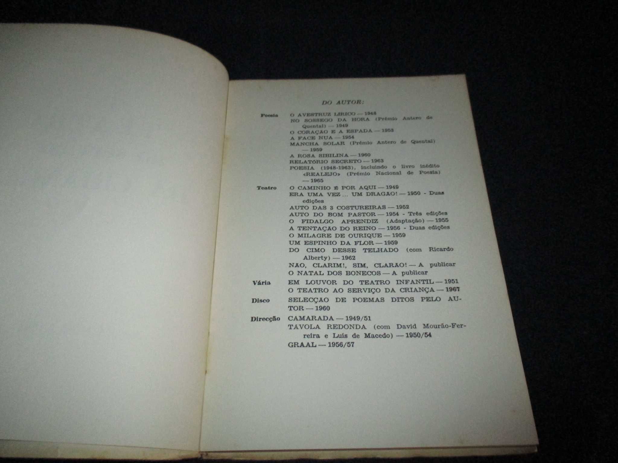 Livro O Teatro ao serviço da Criança Couto Viana