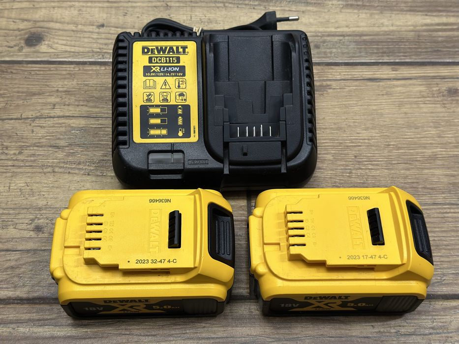 Zestaw DeWalt | bateria 18V 2x 5Ah - 2023r. | ładowarka DCB115