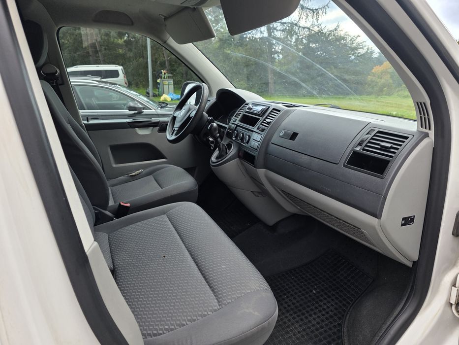 Vw T5 Lift 2.0TDI Chłodnia Ważne opłaty