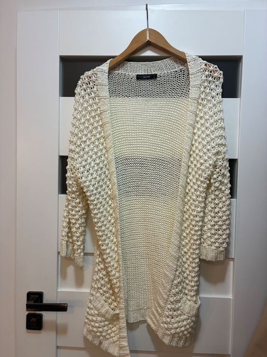 Sweter kremowy S Hallhuber