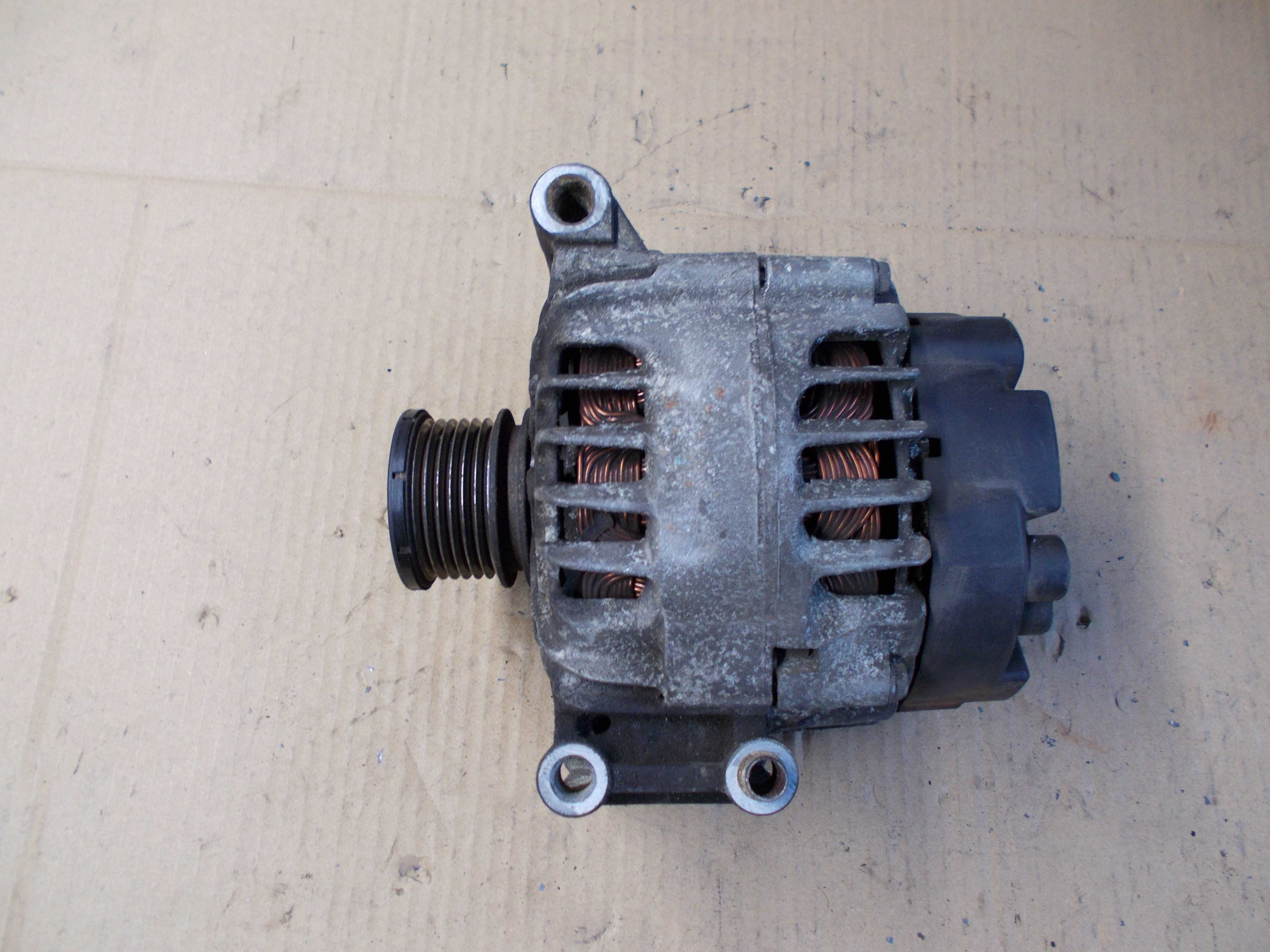 peugeot 207 1.6 16v vti 07r alternator CL12  9664.532780