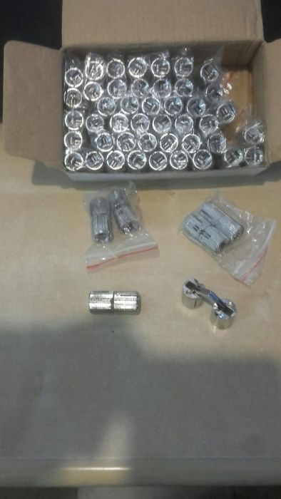 Zawias  baryłkowy ukryty cylindryczny