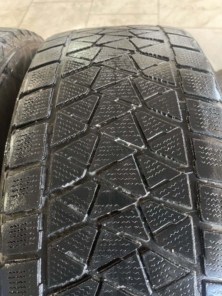 Комплект резини 255/60 R18