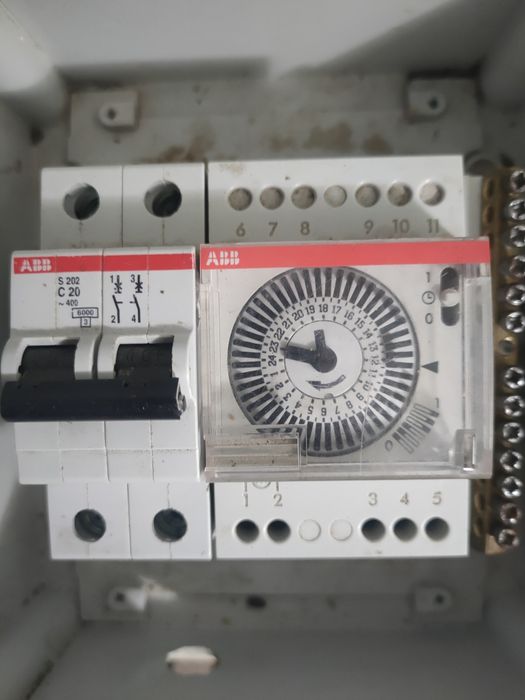 Реле часу добовe ABB AT3-R