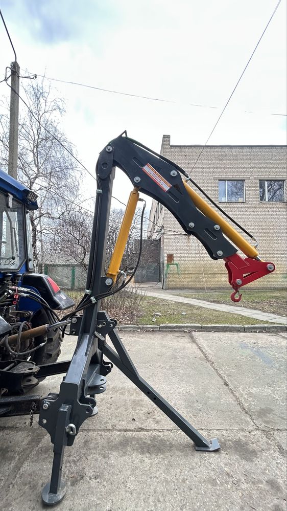 Кран маніпулятор з видвижною стрілою