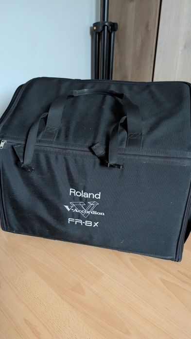 Akordeon Guzikowy Cyfrowy Roland FR-8XB
