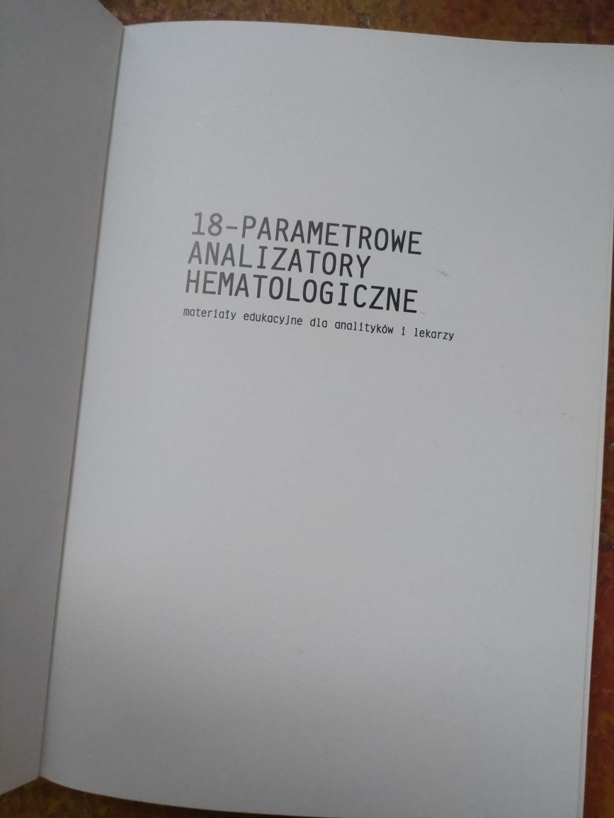 18 parametrowe analizatory hematologiczne Pińkowski z notatkami