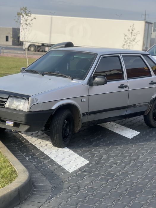 Ваз21099 інжектор 2005рік