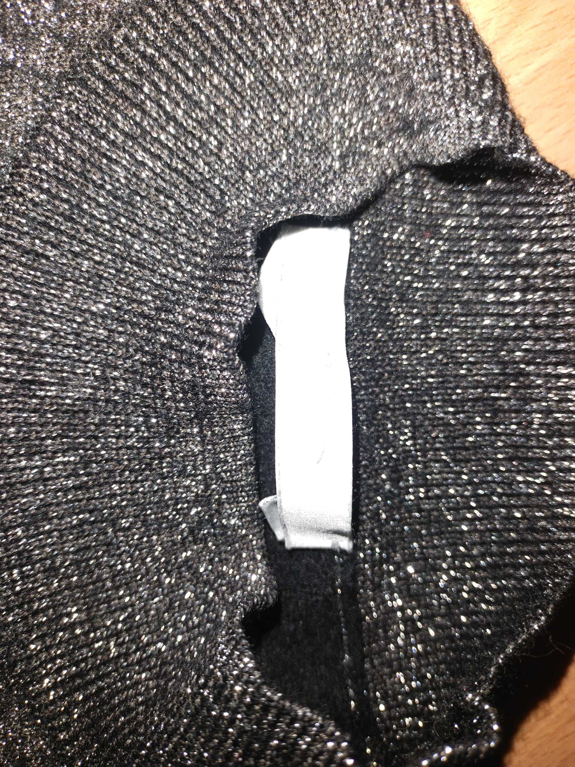 Modny, połyskliwy sweter Hugo Boss r.S
