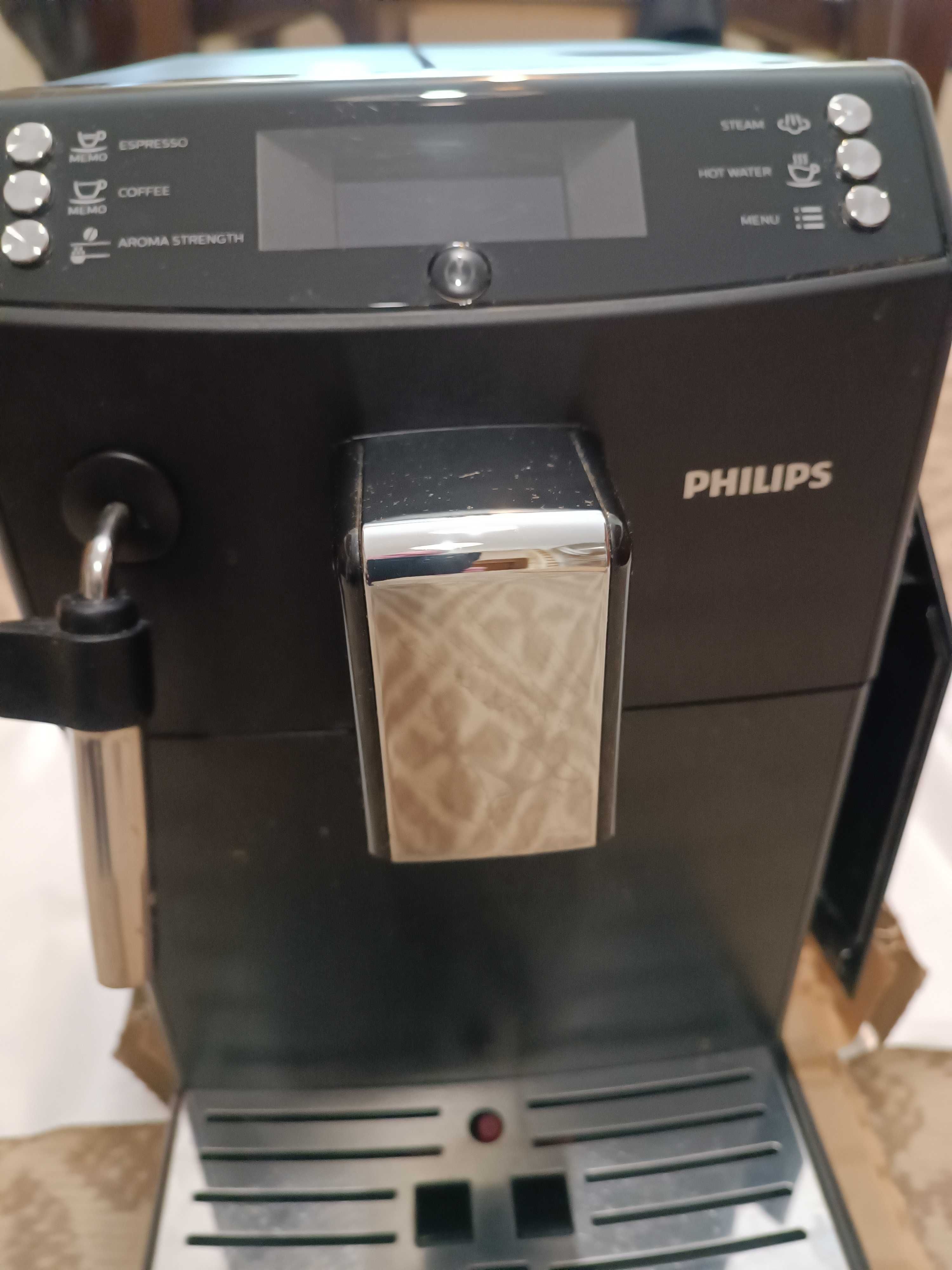 Ekspres do kawy Philips Model EP3510 czarny