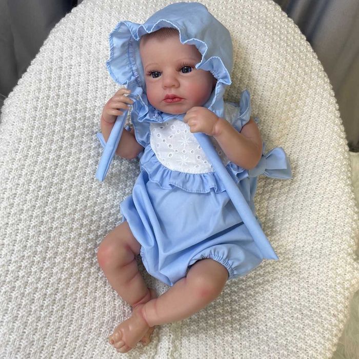 DELIKATNA Piękna Lalka Z Otwartymi Oczami
