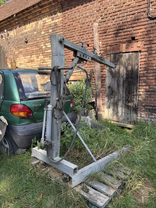 Sprzedam Podnośnik no silnika