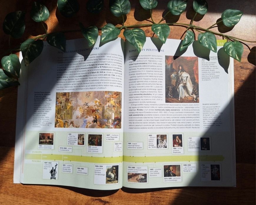 Podręcznik nr .1 część 2
Posiada jedynie lekkie zagniecenia oktadki Ma