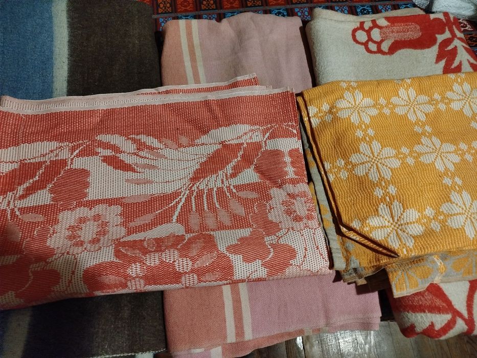 Продам одеяла ( СССР)