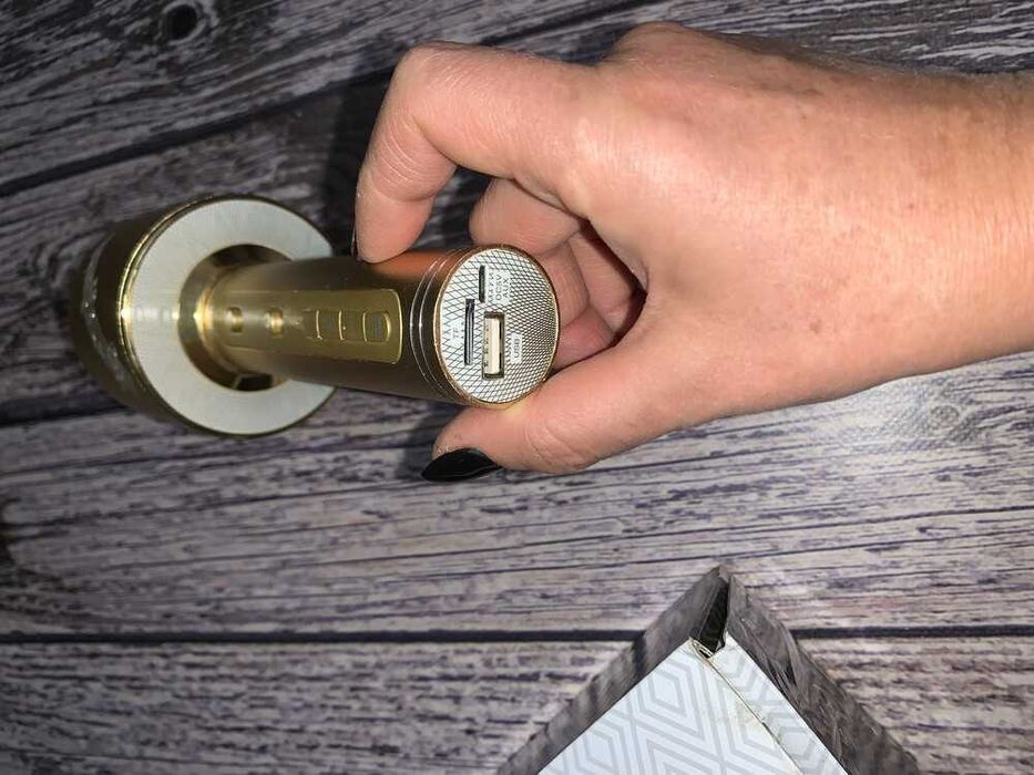 Беспроводная портативная колонка караоке микрофон 2 в 1 Magic Karaoke