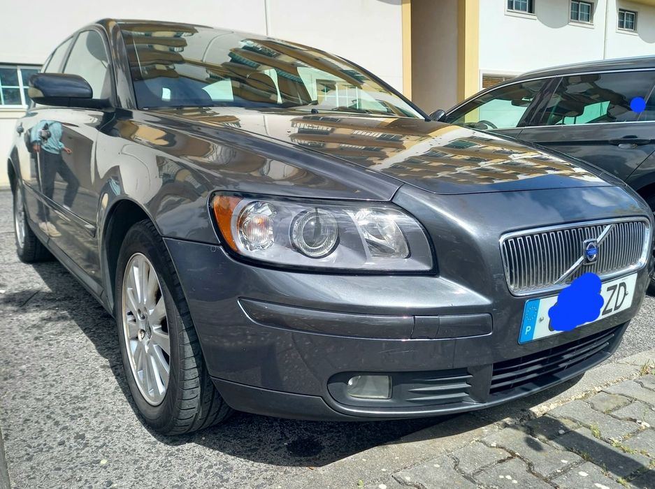 Volvo v50 2.0d  291000 Km