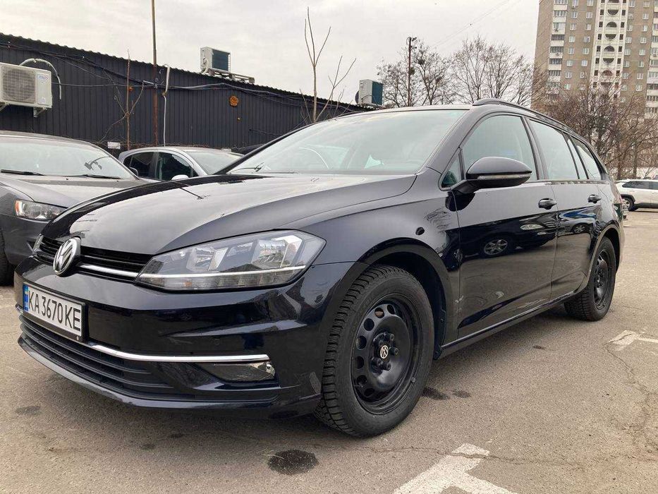 Volkswagen Golf 2017 універсал автомат