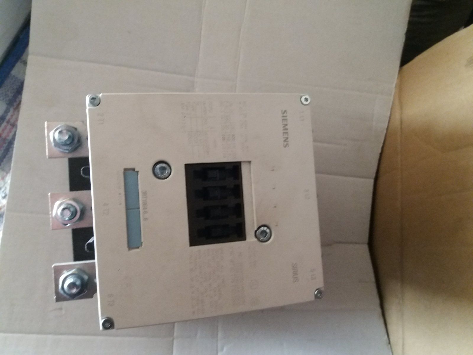Продам контактор КТН495.Контактор SIEMENS на 225А.