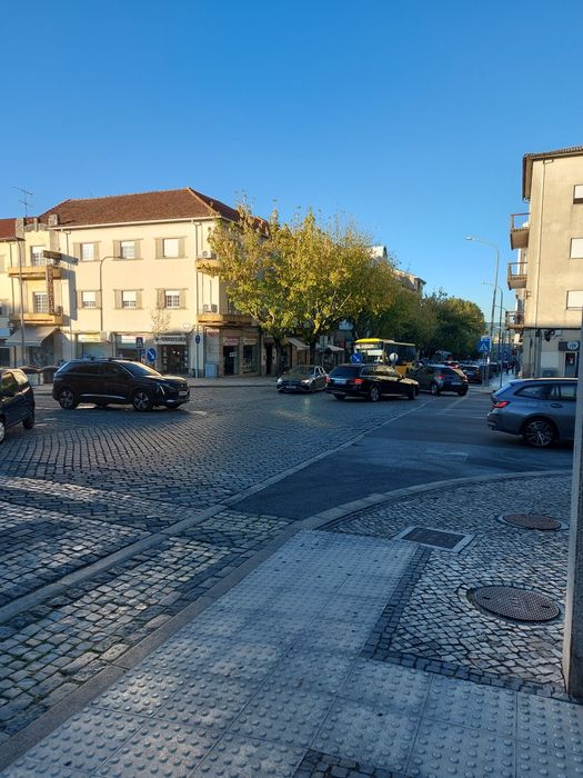 Arrendo garagem no centro de Viseu