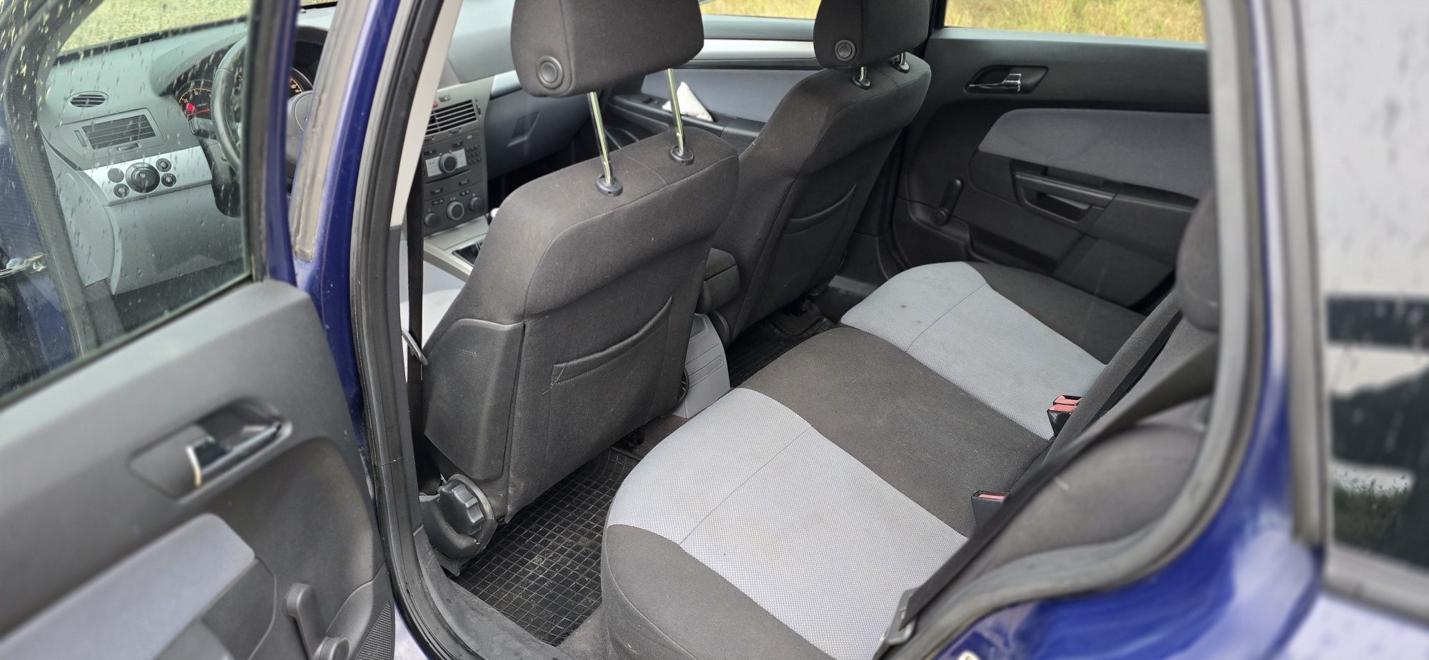 Opel Astra H 1.7 cdti 100 km