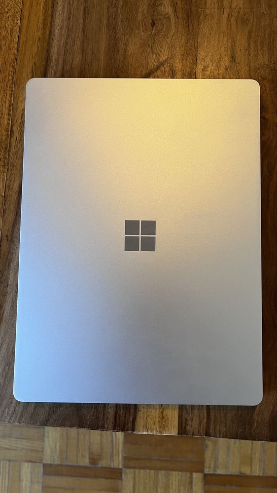 Microsoft Surface Laptop Go i5/8GB/256 – idealny