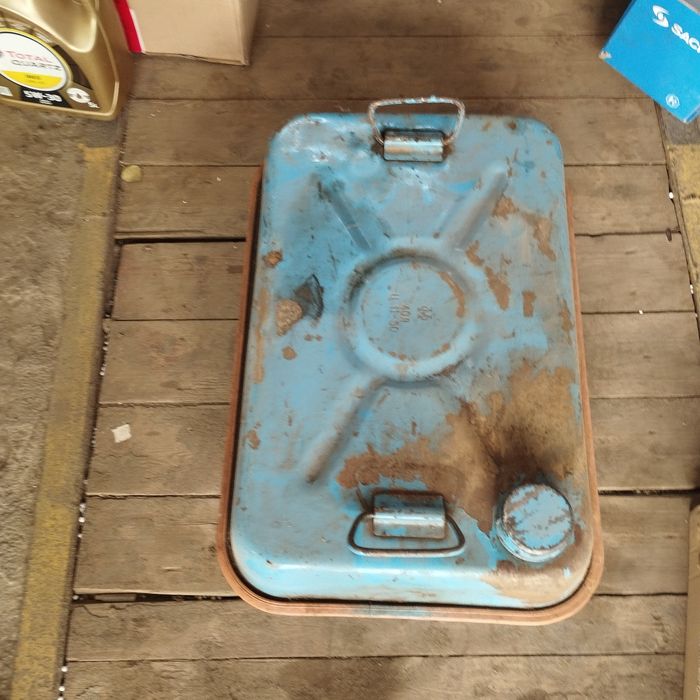 Каністра металева 40 л