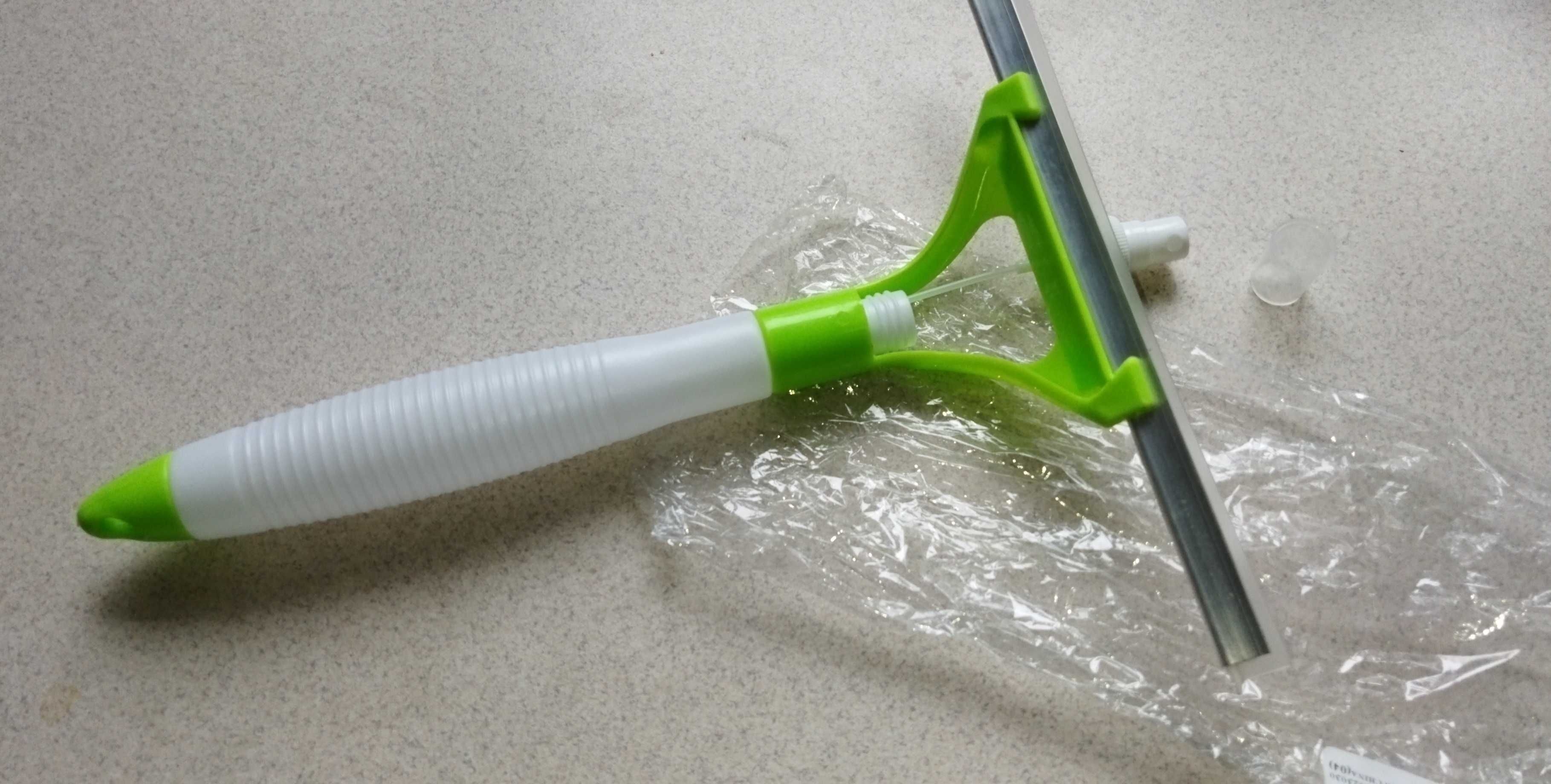 Мини Швабра-Скребок для мытья окон с распылителем