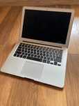 MacBook Air A1466 - Nie włącza się