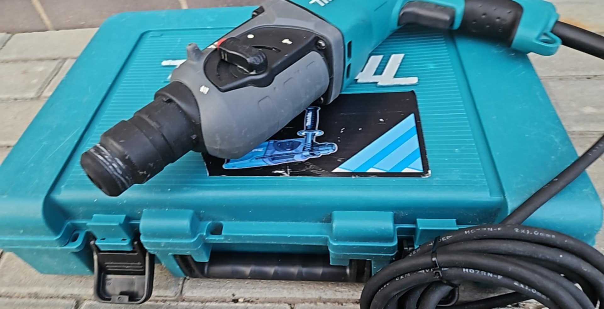 MAKITA HR2470FT młotowiertarka
