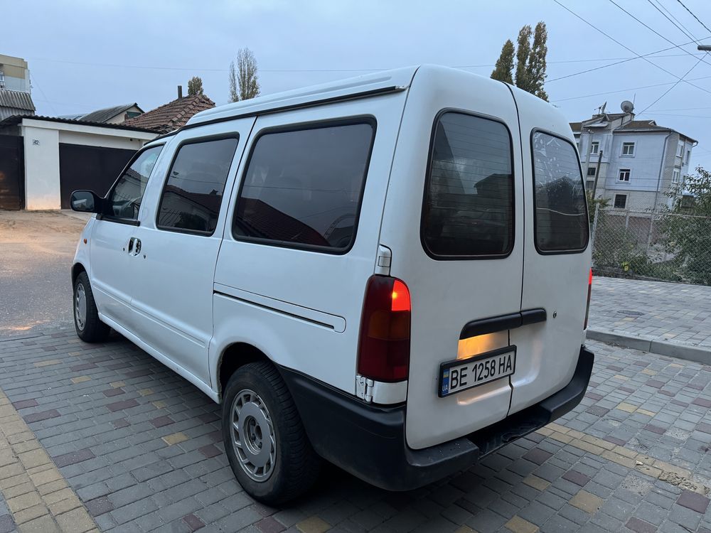 Nissan Vanette 2.3D