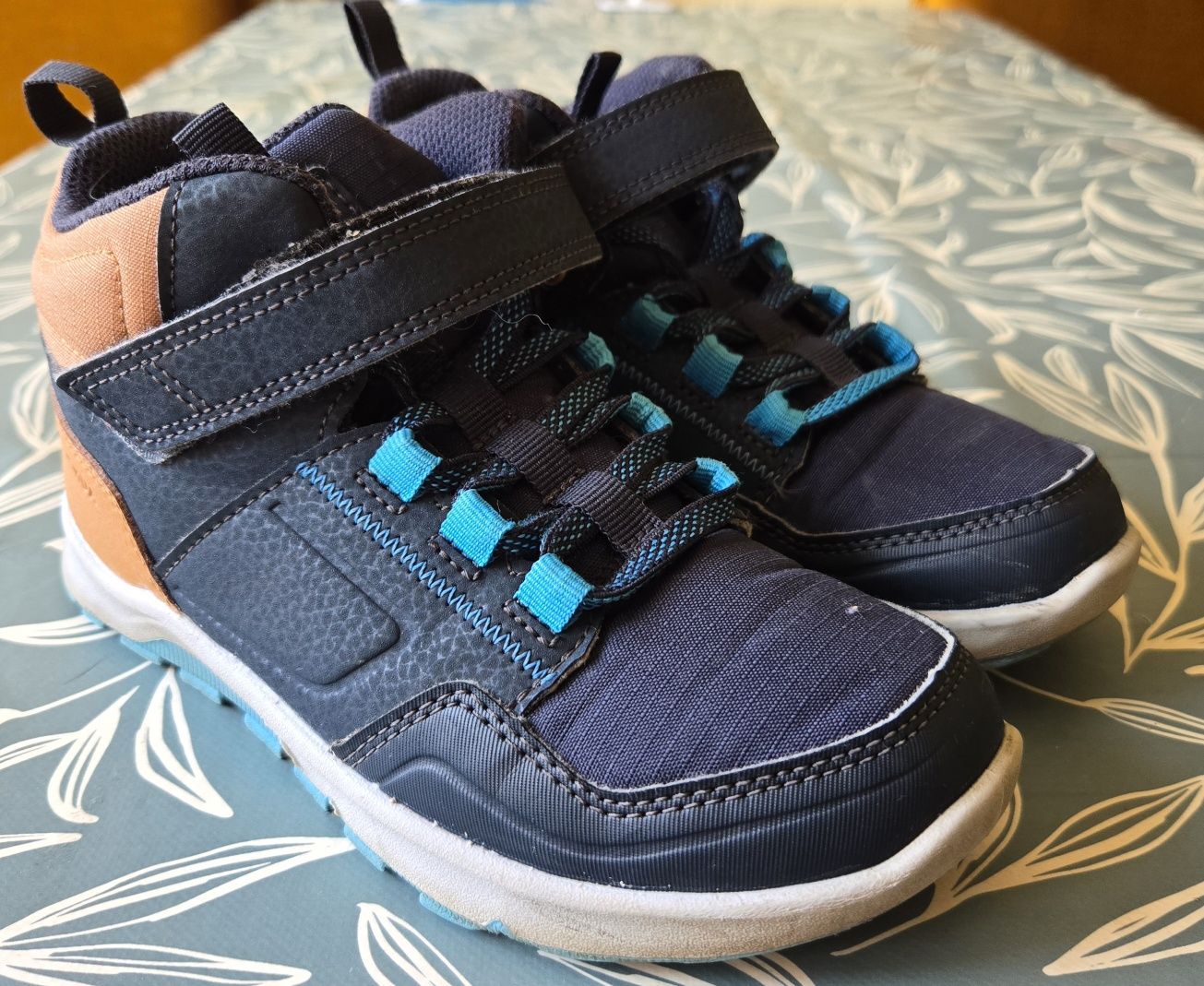 Buty turystyczne Quechua r.32
