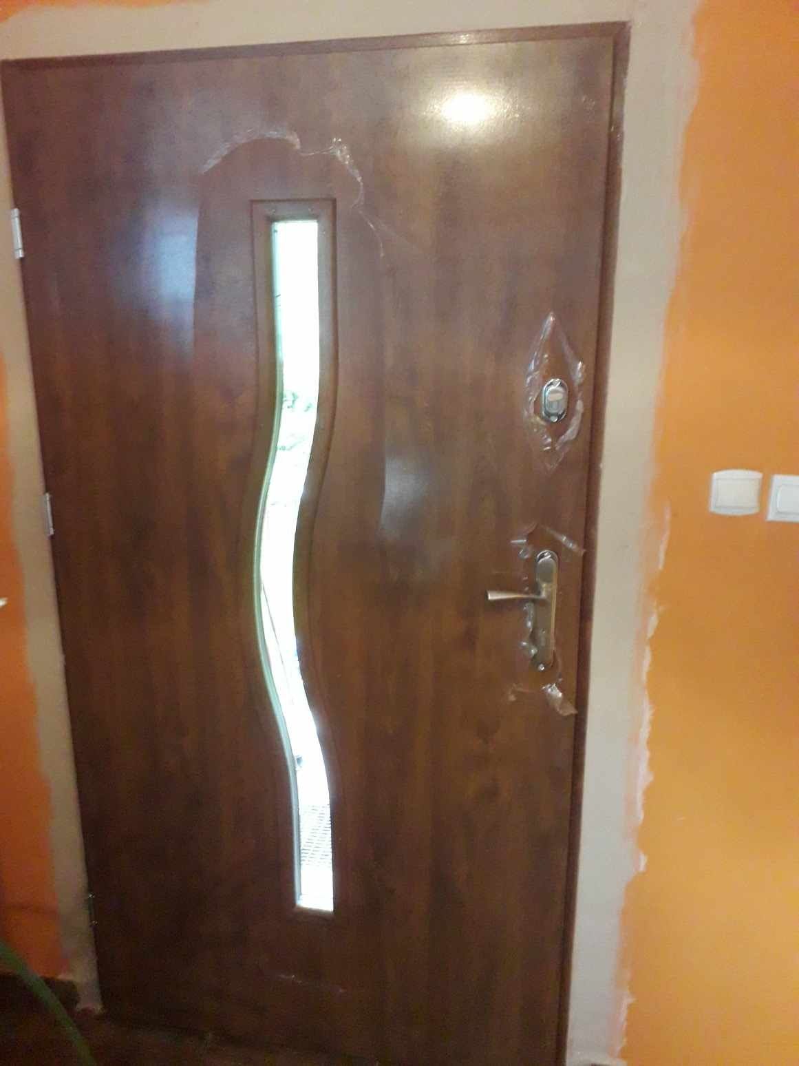 Drzwi zewnętrzne z montażem do bloku Krótki czas realizacji!!