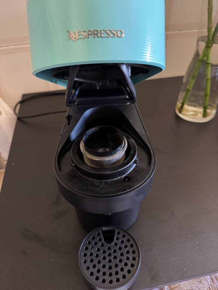 Máquina de Café KRUPS Nespresso Vertuo Pop Menta