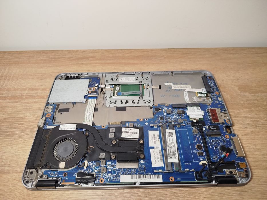 Laptop HP EliteBook 820 G3 i5-6Gen do naprawy albo na części