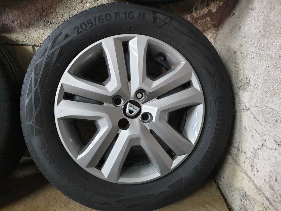 Kołpaki oryginalne strukturalne Dacia R16 4x100