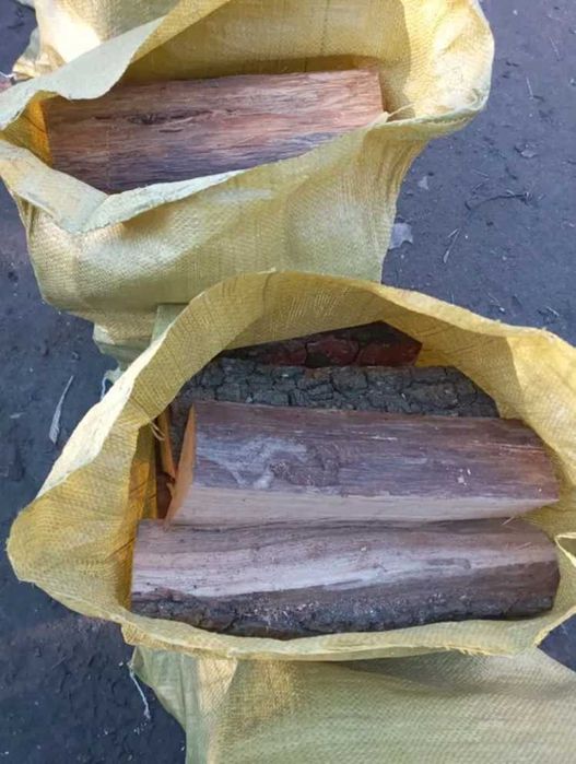 Продам Дрова  Акация Дуб Ясень Берест (колотые/чурки/метровка)ДОСТАВКА