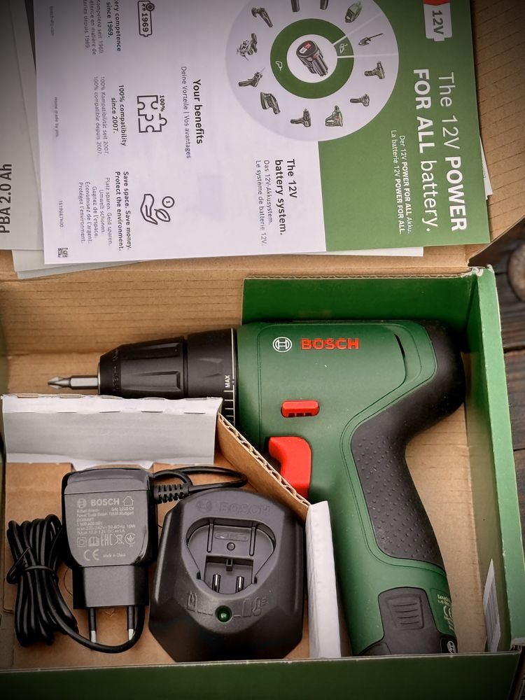 Bosch EasyDrill 1200 Шуруповерт акумуляторний