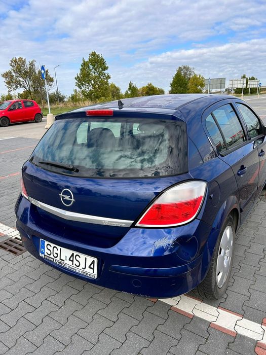 Opel Astra H 1.6 benzyna 2005 r.