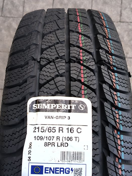 Шини 215 65 r16C Semperit Van-Grip 3