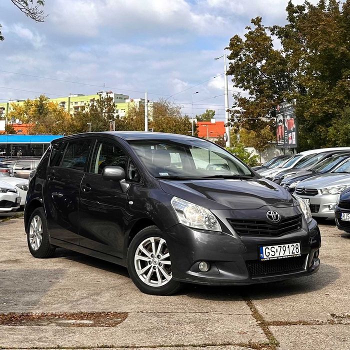 Toyota Verso| 2.0D-4D 125KM|Manual 6b| 7 osobowe|Panorama|SalonPL|2011