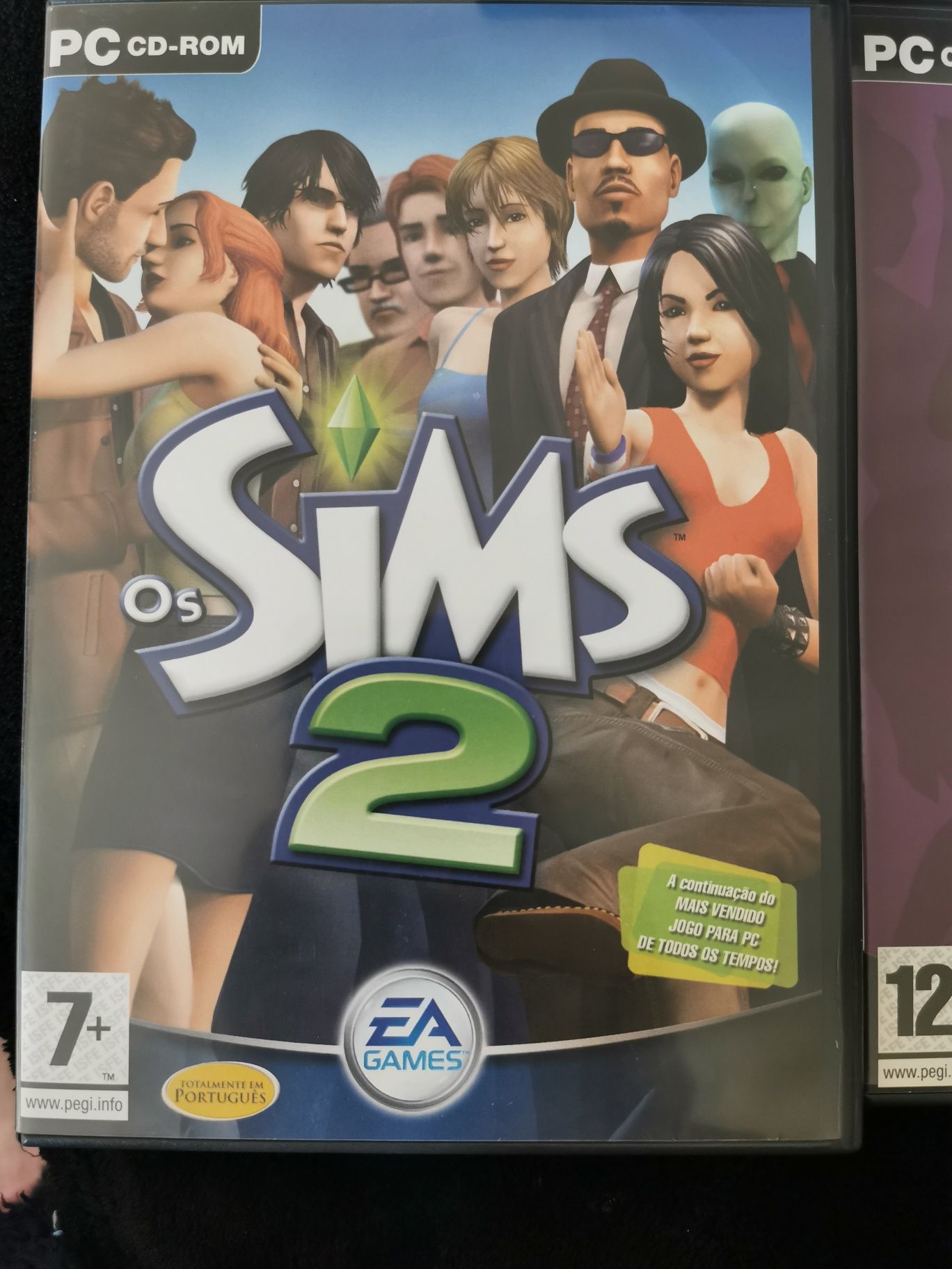 Vende-se pack especial Sims 2,jogo original e expansão Sims na noite
