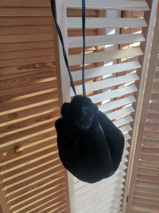 Worek futerko. Bardzo wygodna poreczna torebka